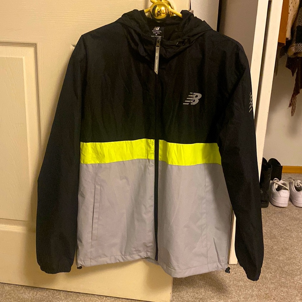 Mens medium new balance sport zip up jacket